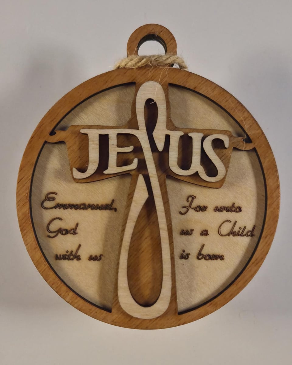 Round scripture ornament with Jesus cross design